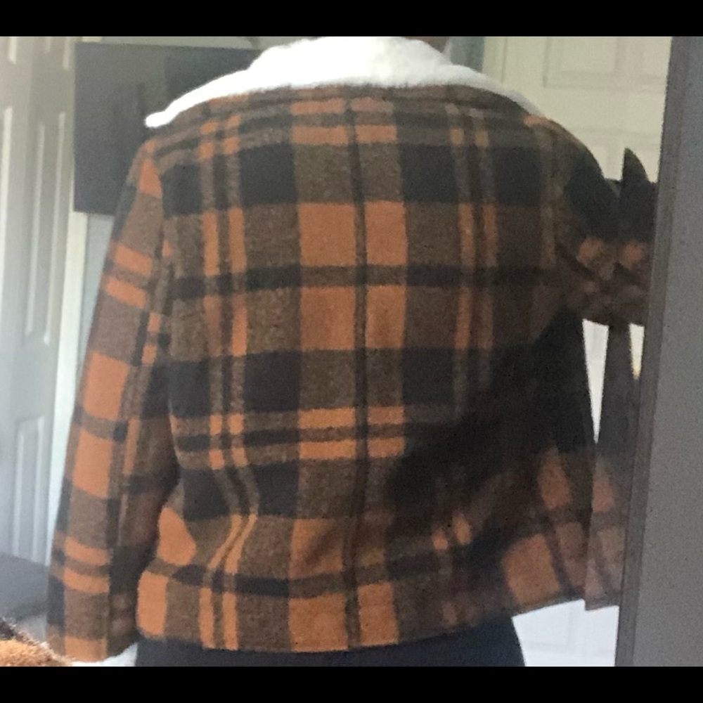 Jacket - Picture 3 of 7